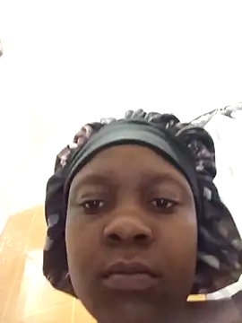 mloghyfsa online show from December 2, 5:46 am