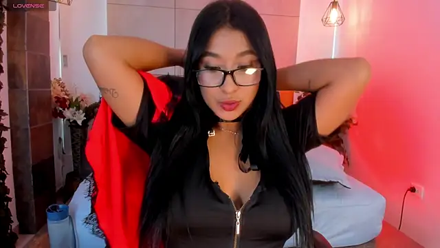 BellaHarllow online show from June 27, 6:13 pm