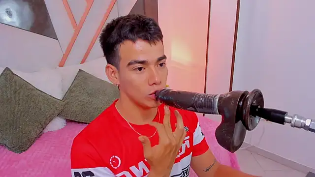 its liam18 online show from September 21, 12:18 pm