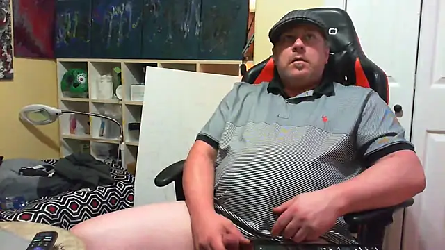 Snapshot of Mic_Oxinner chatting on September 13, 11:32 am Mic Oxinner online show from September 13, 11:32 am