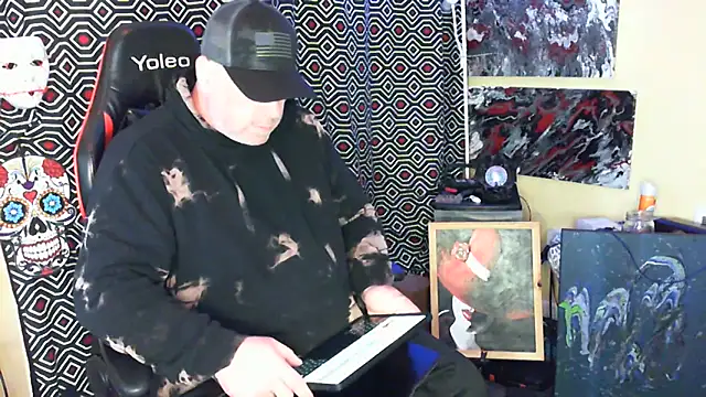 Snapshot of Mic_Oxinner chatting on October 3, 6:49 pm Mic Oxinner online show from October 3, 6:49 pm