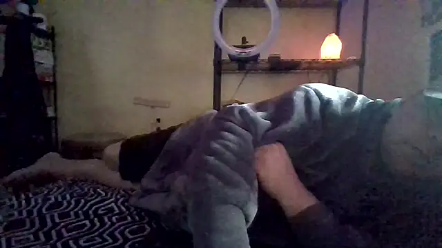 Snapshot of Mic_Oxinner chatting on November 9, 7:34 pm Mic Oxinner online show from November 9, 7:34 pm