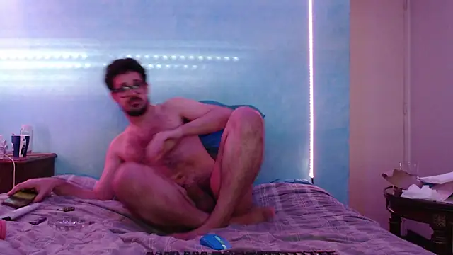 Snapshot of Morpheus-the-oniro chatting on October 6, 8:39 pm Morpheus-the-oniro online show from October 6, 8:39 pm