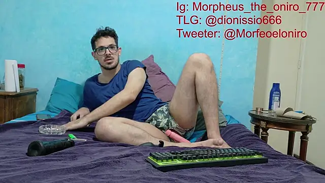 Snapshot of Morpheus-the-oniro chatting on December 3, 12:40 am Morpheus-the-oniro online show from December 3, 12:40 am
