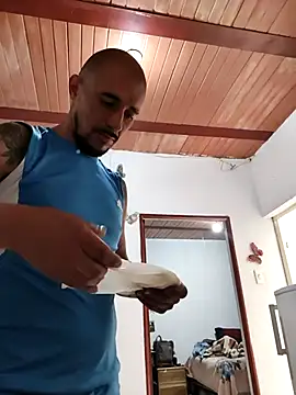 fire menxxx001 online show from January 6, 6:11 pm