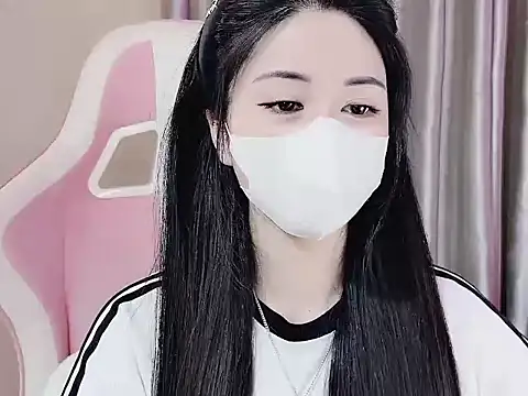  Lygn   online show from February 4, 6:06 pm