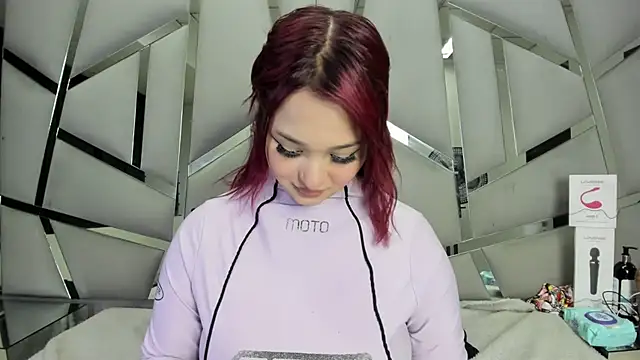 Catherinee69 x online show from February 15, 4:09 am