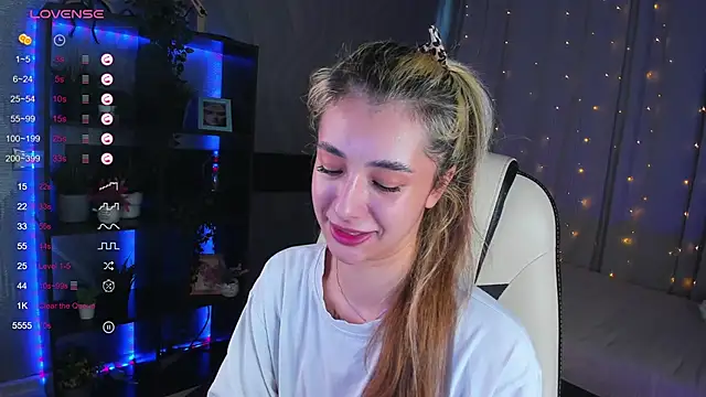 DarlaLike online show from March 14, 7:37 am