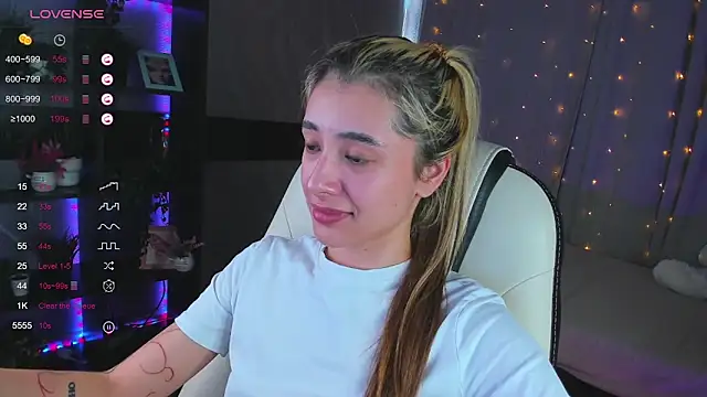 DarlaLike online show from March 20, 7:14 am