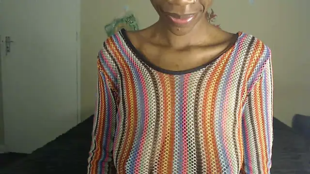 Snapshot of Blacktittiex02 chatting on June 30, 10:55 pm Blacktittiex02 online show from June 30, 10:55 pm