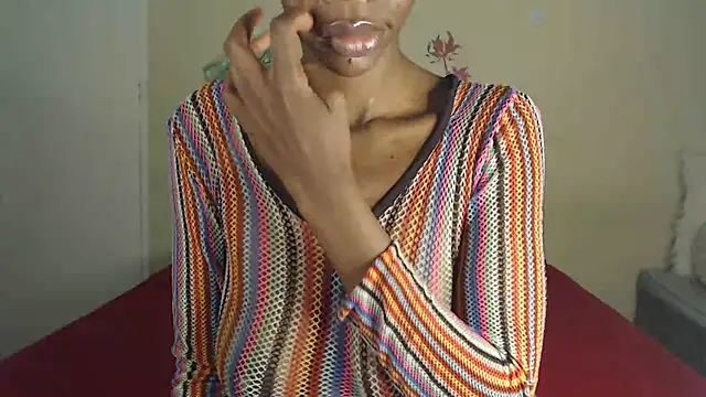 Snapshot of Blacktittiex02 chatting on July 5, 3:52 pm Blacktittiex02 online show from July 5, 3:52 pm