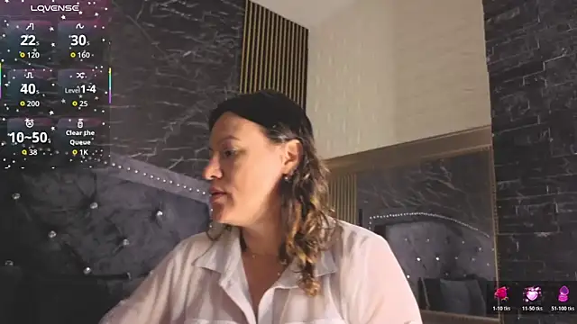 Snapshot of charlotte__G chatting on December 20, 10:11 am charlotte G online show from December 20, 10:11 am