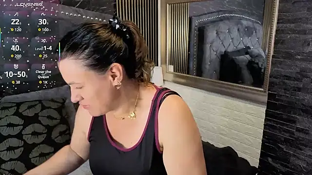 Snapshot of charlotte__G chatting on January 9, 11:02 am charlotte G online show from January 9, 11:02 am