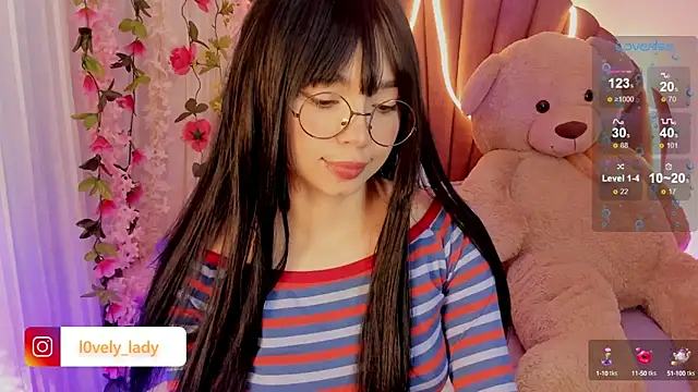 Snapshot of Lovely_celestte chatting on December 5, 1:25 am Lovely celestte online show from December 5, 1:25 am