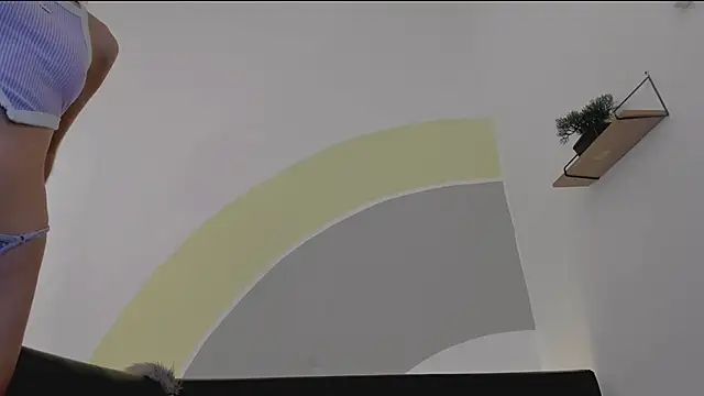 Zamu 1992 online show from April 17, 8:56 pm