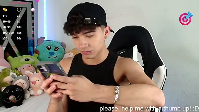 Snapshot of Niico_Cruz chatting on December 31, 9:10 am Niico Cruz online show from December 31, 9:10 am