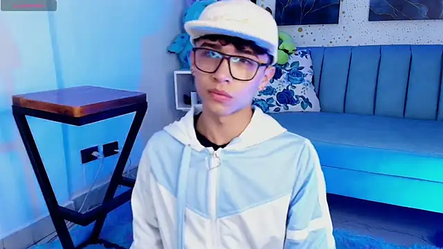 Snapshot of Niico_Cruz chatting on March 8, 1:25 pm Niico Cruz online show from March 8, 1:25 pm