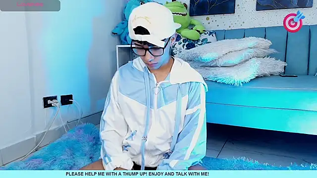 Snapshot of Niico_Cruz chatting on March 8, 4:28 pm Niico Cruz online show from March 8, 4:28 pm