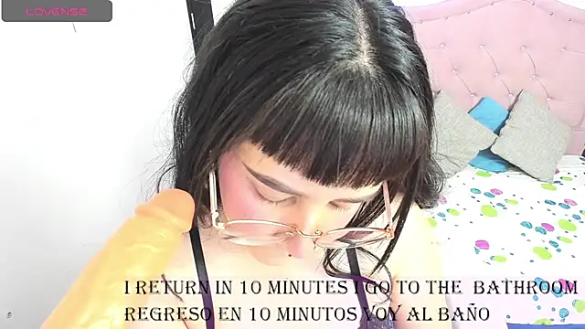 Snapshot of Katalina_novoa chatting on January 17, 7:27 pm Katalina novoa online show from January 17, 7:27 pm