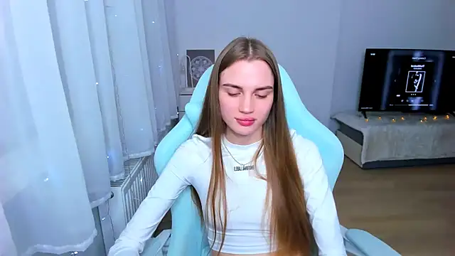 Snapshot of StellaLawless chatting on January 21, 12:15 am StellaLawless online show from January 21, 12:15 am