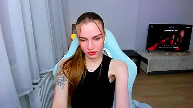 Snapshot of StellaLawless chatting on January 22, 8:49 pm StellaLawless online show from January 22, 8:49 pm