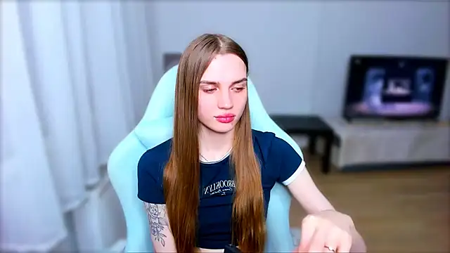 Snapshot of StellaLawless chatting on February 2, 1:12 am StellaLawless online show from February 2, 1:12 am