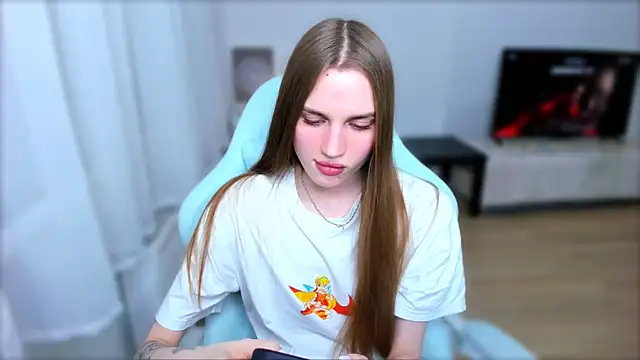 Snapshot of StellaLawless chatting on February 3, 3:59 pm StellaLawless online show from February 3, 3:59 pm