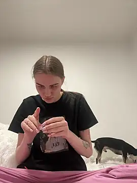 Snapshot of StellaLawless chatting on February 20, 4:03 pm StellaLawless online show from February 20, 4:03 pm