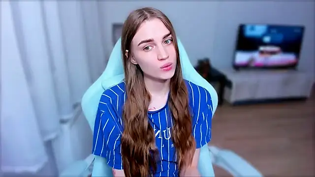 Snapshot of StellaLawless chatting on February 23, 7:38 pm StellaLawless online show from February 23, 7:38 pm