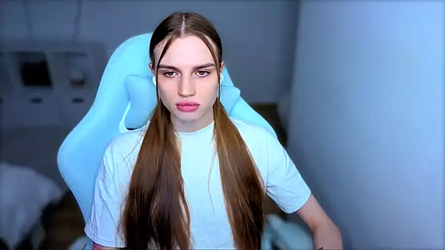 Snapshot of StellaLawless chatting on September 13, 8:41 pm StellaLawless online show from September 13, 8:41 pm