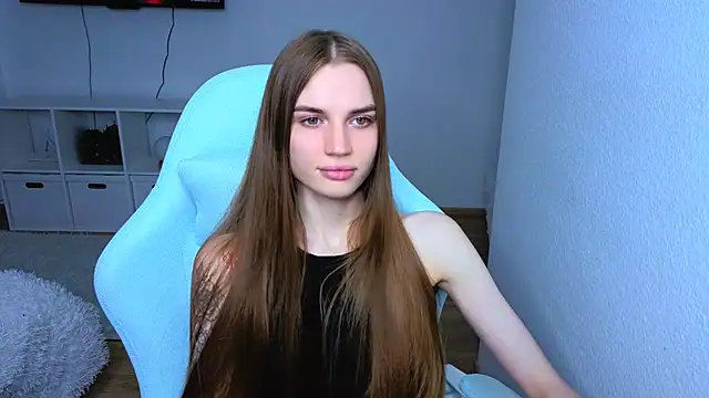 Snapshot of StellaLawless chatting on September 19, 5:46 pm StellaLawless online show from September 19, 5:46 pm