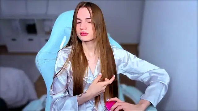 Snapshot of StellaLawless chatting on September 21, 8:21 pm StellaLawless online show from September 21, 8:21 pm