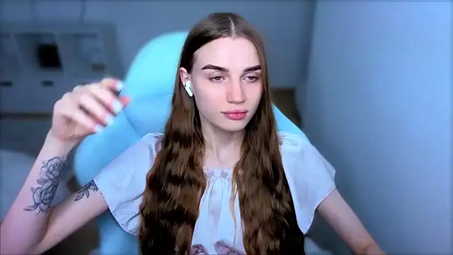 Snapshot of StellaLawless chatting on September 27, 8:36 pm StellaLawless online show from September 27, 8:36 pm