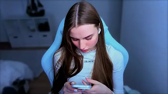 Snapshot of StellaLawless chatting on October 23, 2:16 pm StellaLawless online show from October 23, 2:16 pm