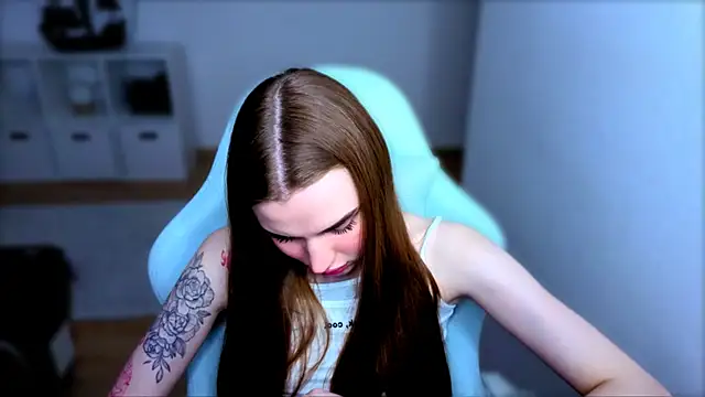 Snapshot of StellaLawless chatting on November 10, 11:09 am StellaLawless online show from November 10, 11:09 am