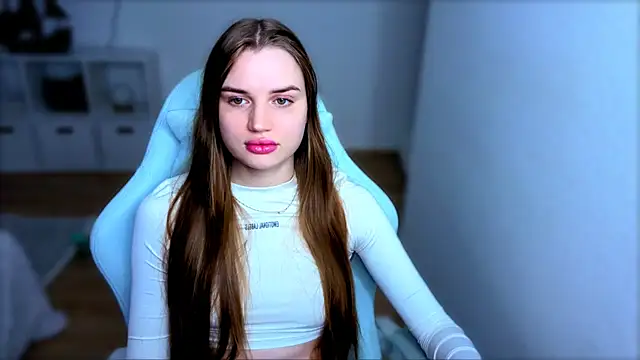 Snapshot of StellaLawless chatting on November 19, 7:58 pm StellaLawless online show from November 19, 7:58 pm