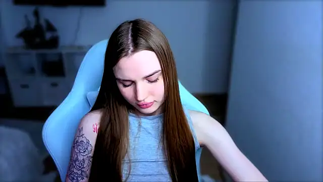 Snapshot of StellaLawless chatting on December 4, 12:09 am StellaLawless online show from December 4, 12:09 am