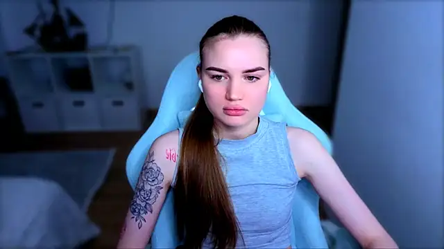 StellaLawless online show from December 21, 10:44 am