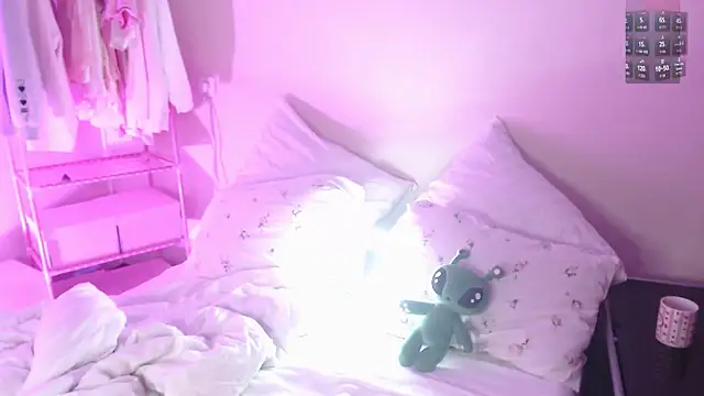 KatieMelone online show from March 31, 12:56 am