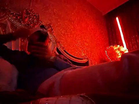 Snapshot of denisxlRo chatting on February 26, 4:06 pm denisxlRo online show from February 26, 4:06 pm