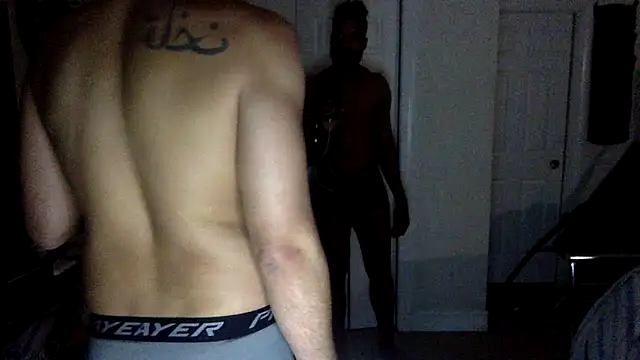 Snapshot of TheOnlyTwinTowers chatting on March 22, 6:00 am TheOnlyTwinTowers online show from March 22, 6:00 am