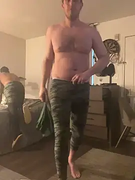 Snapshot of TheOnlyTwinTowers chatting on February 6, 5:01 am TheOnlyTwinTowers online show from February 6, 5:01 am