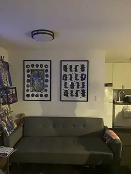 Snapshot of TheOnlyTwinTowers chatting on February 22, 6:57 am TheOnlyTwinTowers online show from February 22, 6:57 am