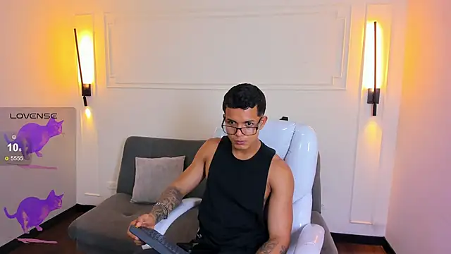 Paradise boy s online show from March 16, 6:23 pm