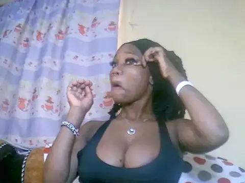 Snapshot of 69Hot_Tiny chatting on September 10, 6:35 am 69Hot Tiny online show from September 10, 6:35 am