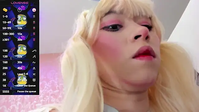 NEZUKO MITSURI online show from September 27, 12:43 pm