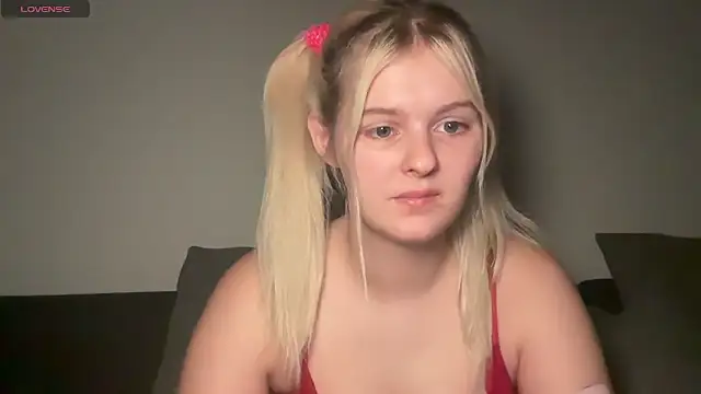 Allylove03 online show from October 7, 6:05 pm