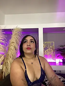 Snapshot of Sheeryl__ chatting on May 12, 5:15 am Sheeryl online show from May 12, 5:15 am