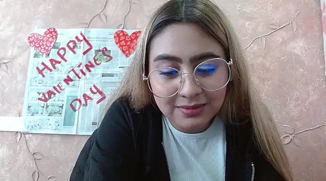 Snapshot of Miabonnett_ chatting on February 14, 3:58 pm Miabonnett online show from February 14, 3:58 pm