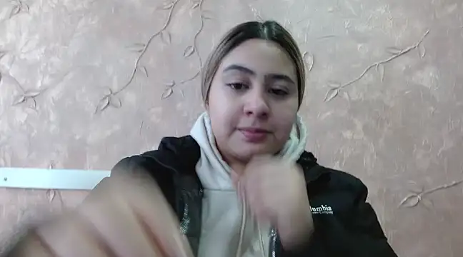 Snapshot of Miabonnett_ chatting on March 5, 12:11 pm Miabonnett online show from March 5, 12:11 pm